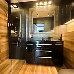 Luxury Z Duzym Tarasem - Park Διαμέρισμα Πόζναν