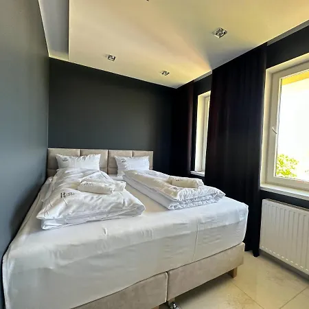 Lägenhet Luxury Z Duzym Tarasem - Park Poznań