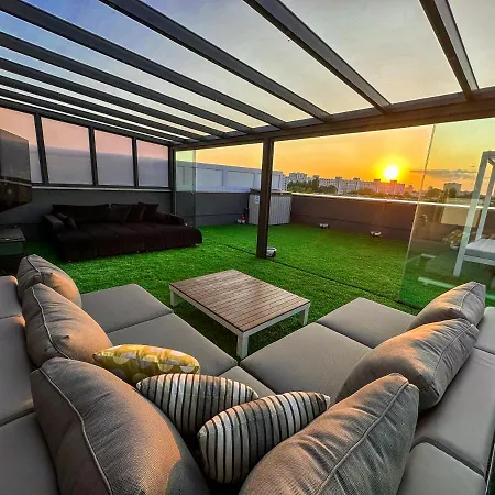 Apartment Luxury Z Duzym Tarasem - Park Poznan