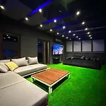 Luxury Z Duzym Tarasem - Park Apartmán