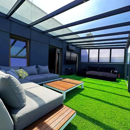Luxury Z Duzym Tarasem - Park Apartment Posen