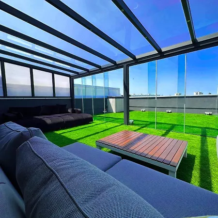 Luxury Z Duzym Tarasem - Park Apartmán