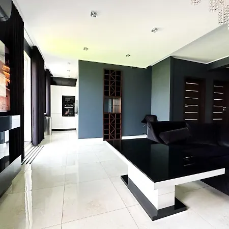 Apartment Luxury Z Duzym Tarasem - Park Posen