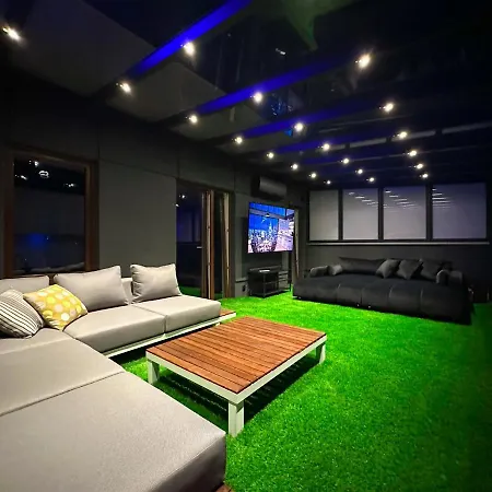 Luxury Z Duzym Tarasem - Park Apartamento